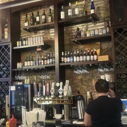 Prescott Roadhouse - Bar!