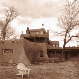 Mabel Dodge Luhan House Exterior