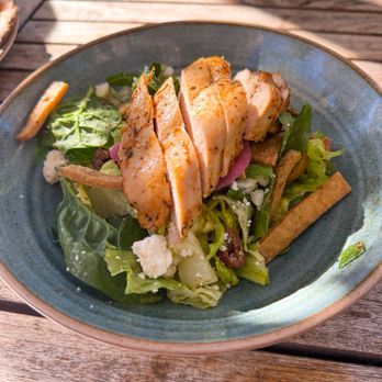 MOHI Farm - MOHI Farm Wedge VEG with chicken - New American Near Me - Morgan Hill, California