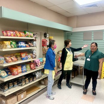 Kuakini Snack Shop - Awesome volunteers and manager - Coffee & Tea Near Me - Honolulu, Hawaii Kuakini Snack Shop - Awesome volunteers and manager - Coffee & Tea Near Me - Honolulu, Hawaii