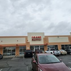 Grand Buffet - Exterior
