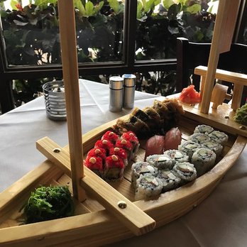 PIER 22 - Aquarium Boat - sooooo delicious. - New American Near Me - Bradenton, Florida