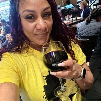 LongHorn Steakhouse - Simply Me enjoying a glass of Malbec - American Near Me - Atlanta, Georgia LongHorn Steakhouse - Simply Me enjoying a glass of Malbec - American Near Me - Atlanta, Georgia