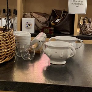 Housing Works Thrift Shop - 2nd Ave & 64th St on Yelp