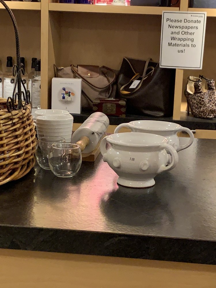 HOUSING WORKS THRIFT SHOP 2ND AVE & 64TH ST Updated October 2024 34 Photos & 24 Reviews