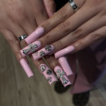 Butterfly Beauty Salon - Nails By @nailedbymetalface - Hair Salons Near Me - Bakersfield, California Butterfly Beauty Salon - Nails By @nailedbymetalface - Hair Salons Near Me - Bakersfield, California