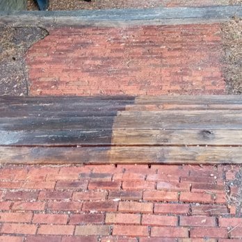 Big Bore Mobile Wash - Cleaning steps and walkway - Pressure Washers Near Me Big Bore Mobile Wash - Cleaning steps and walkway - Pressure Washers Near Me