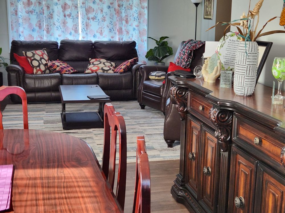 AINSWORTH CUSTOM RENOVATIONS Updated October 2024 Request