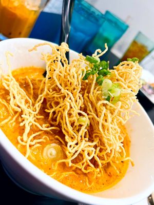 Kao Sarn Thai Street Food by null