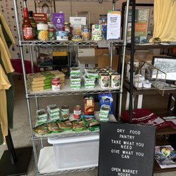 Fulton Street Market - Free dry food pantry