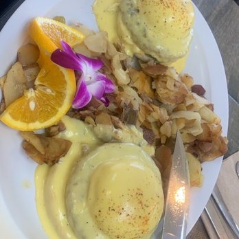 Breakfast Shack - Crab cake benedict, very flavorful - Breakfast & Brunch Near Me - Redlands, California