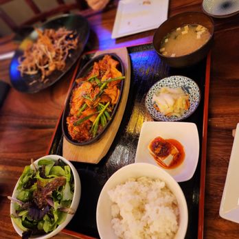 Torrance Yokocho - Teppan butakimuchi teishoku (grilled pork with kimchi set meal) - Izakaya Near Me - Torrance, California