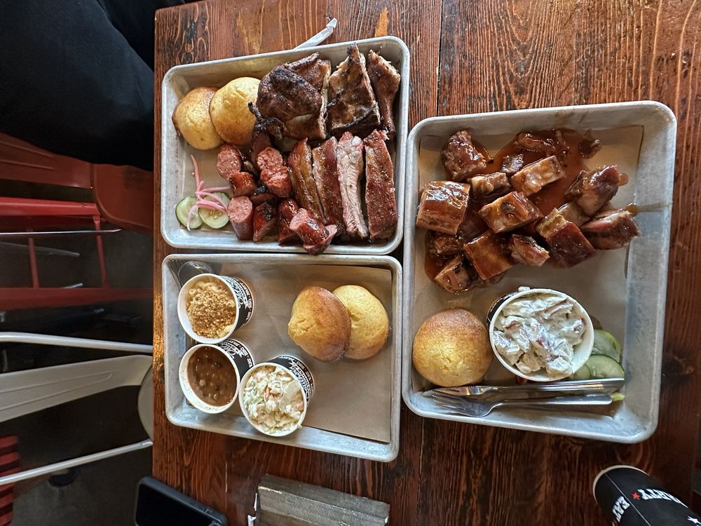 Food from Old Southern BBQ Smokehouse