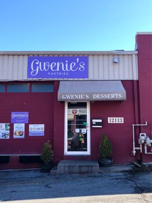 Gwenie's Pastries by null