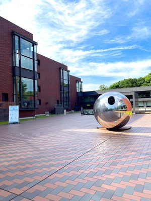 Tokyo Metropolitan Art Museum by null