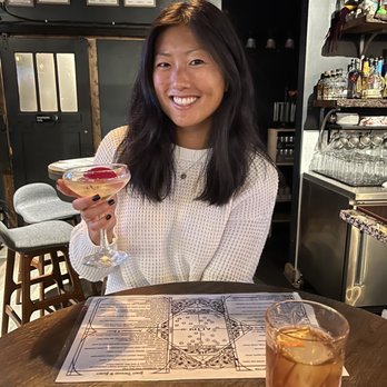 The Alibi Bourbon and Cocktail Lounge - Cocktail Bars Near Me - Columbus, Ohio