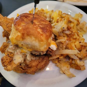 Brunch Snob - Crazy Clucker with hash browns - Breakfast & Brunch Near Me - Chandler, Arizona Brunch Snob - Crazy Clucker with hash browns - Breakfast & Brunch Near Me - Chandler, Arizona