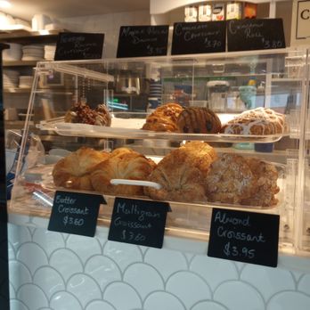 Dolci Sapori - Baked goods - Bakeries Near Me - Ottawa, Ontario