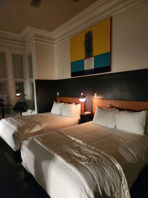 The Metro Hotel by null