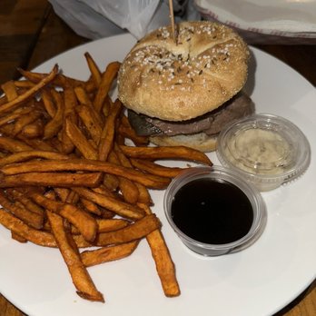 Buffalo Run - a burger and fries on a plate - Sports Bars Near Me - Spring, Texas Buffalo Run - a burger and fries on a plate - Sports Bars Near Me - Spring, Texas