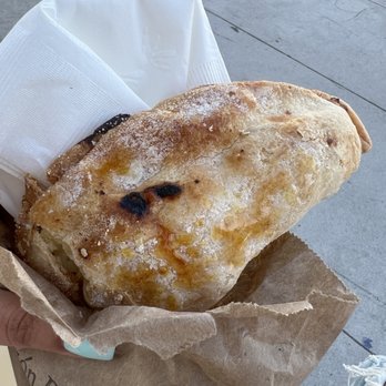 El Sazon De Alferez - Empanaditas de Lechecilla (sweet empanada with custard filling) - Mexican Near Me - Los Angeles, California El Sazon De Alferez - Empanaditas de Lechecilla (sweet empanada with custard filling) - Mexican Near Me - Los Angeles, California