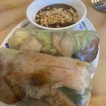 Vietopia - Grilled Chicken Spring Roll - K4. Goi Cuon Thit Ga Nuong - Vietnamese Near Me - Harrisonburg, Virginia