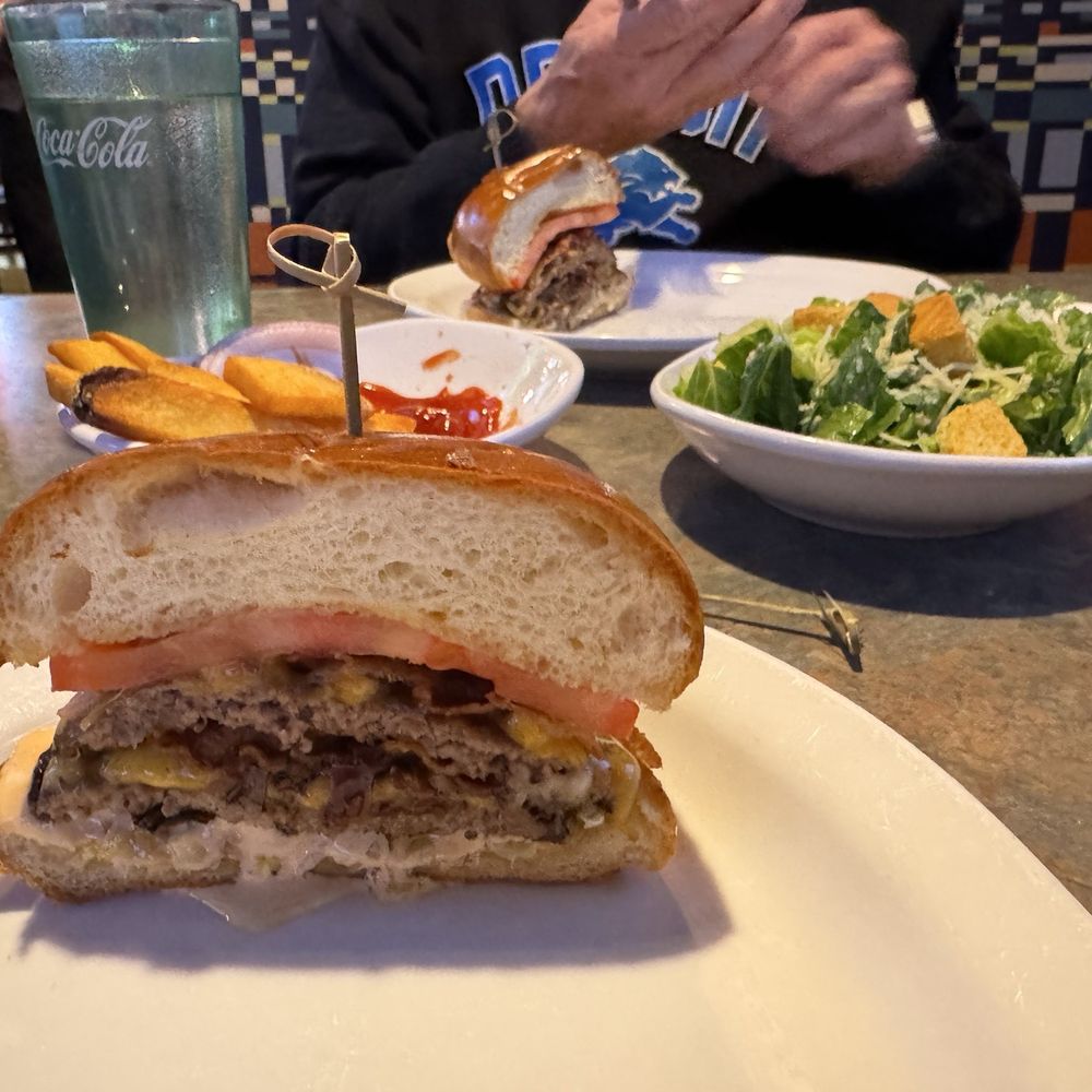 Burgers & Beer - Old Fashion Burger - American Near Me - La Quinta, California Burgers & Beer - Old Fashion Burger - American Near Me - La Quinta, California