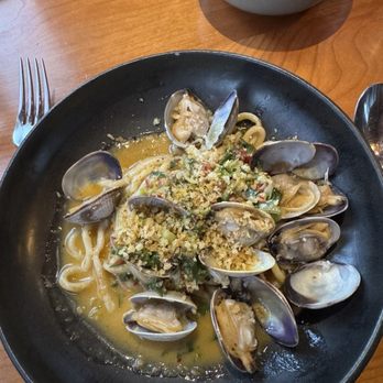 The Wolf - Clam spaghetti - New American Near Me - Oakland, California