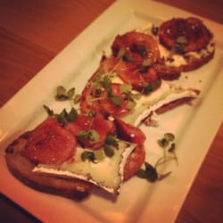 Masters Kitchen and Cocktail - Fig crostini - great flavors!