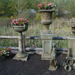 Backyard Birds & Garden Frills - Garden Statuary