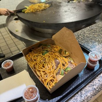 Iron Grill Mongolian BBQ - Mongolian Near Me - Thousand Oaks, California