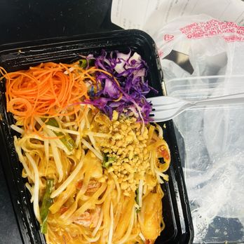Chilli Thai - Thai Near Me - Los Angeles, California