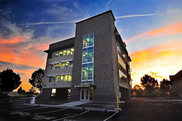 RE/MAX Integrity - Salem