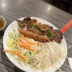 Pho To Chau999 - 46. Bun Thit Nuong Cha Gio - @rayz