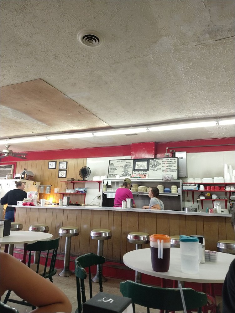 MAMA’S RESTAURANT Updated August 2024 101 Hickman Rd, Tabor City