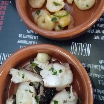 Tapas bar Miró - Shrimp and octopus snacks - Tapas/Small Plates Near Me - Praha - 5, Puerto Rico