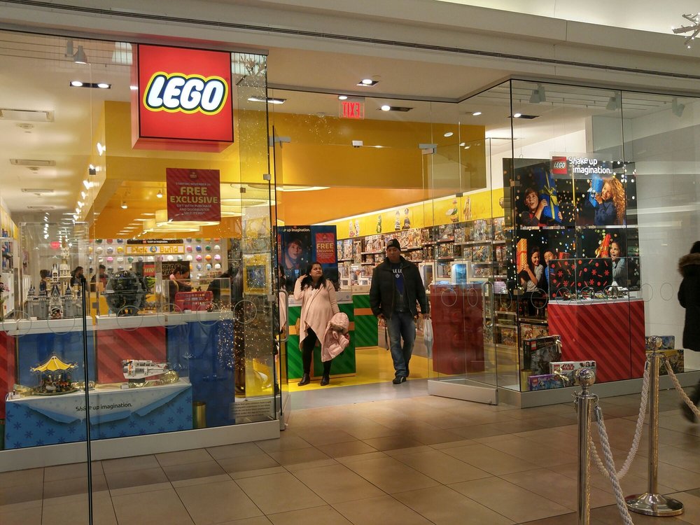 lego store fairview