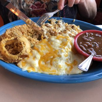 Ponte's Diner - Del Rio Tex-mex plate, chicken enchiladas - American Near Me - Fairfield, Texas