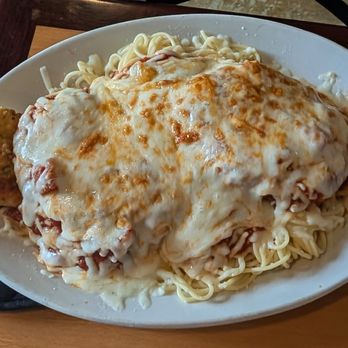 Windy City Pizza - This is the Chicken Parmesan Dinner entree.  Photo taken July 18, 2026. - Pizza Near Me - Virginia Beach, Virginia