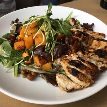 Earls Kitchen + Bar - Quinoa and avocado power bowl (with Cajun chicken) - Cocktail Bars Near Me - Plano, Texas