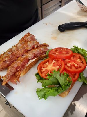 Willie's Phillys by null