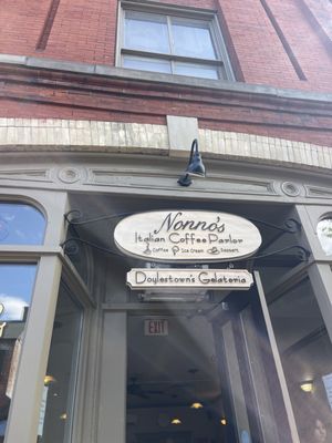 Nonno's Italian Coffee Parlor by null