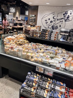 LINCOLN MARKET by null