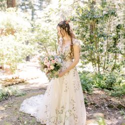 Pretty Petals Arrangements