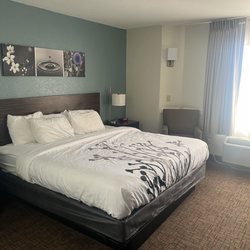 Sleep Inn & Suites Kingsport Tricities Airport - Room 118