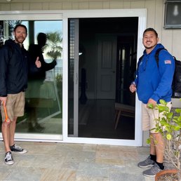 Top-notch security slider door, and two absolutely fantastic Rockstars! Top-notch security slider door, and two absolutely fantastic Rockstars!