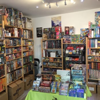 Robin des Jeux - Toy Stores Near Me - Paris, 75 Robin des Jeux - Toy Stores Near Me - Paris, 75