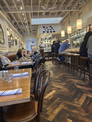 Cafe Colline by null