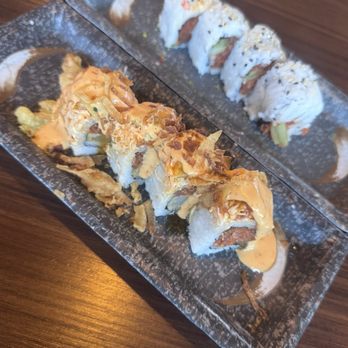 ITs SUSHI Spring Mountain - Spicy tuna & Monster Roll - Japanese Near Me - Las Vegas, Nevada ITs SUSHI Spring Mountain - Spicy tuna & Monster Roll - Japanese Near Me - Las Vegas, Nevada