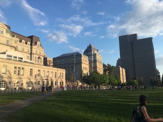 Montreal City Hall by null